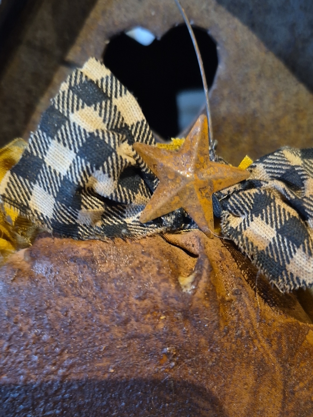 Primitive Flowers - Picture 3 of 6